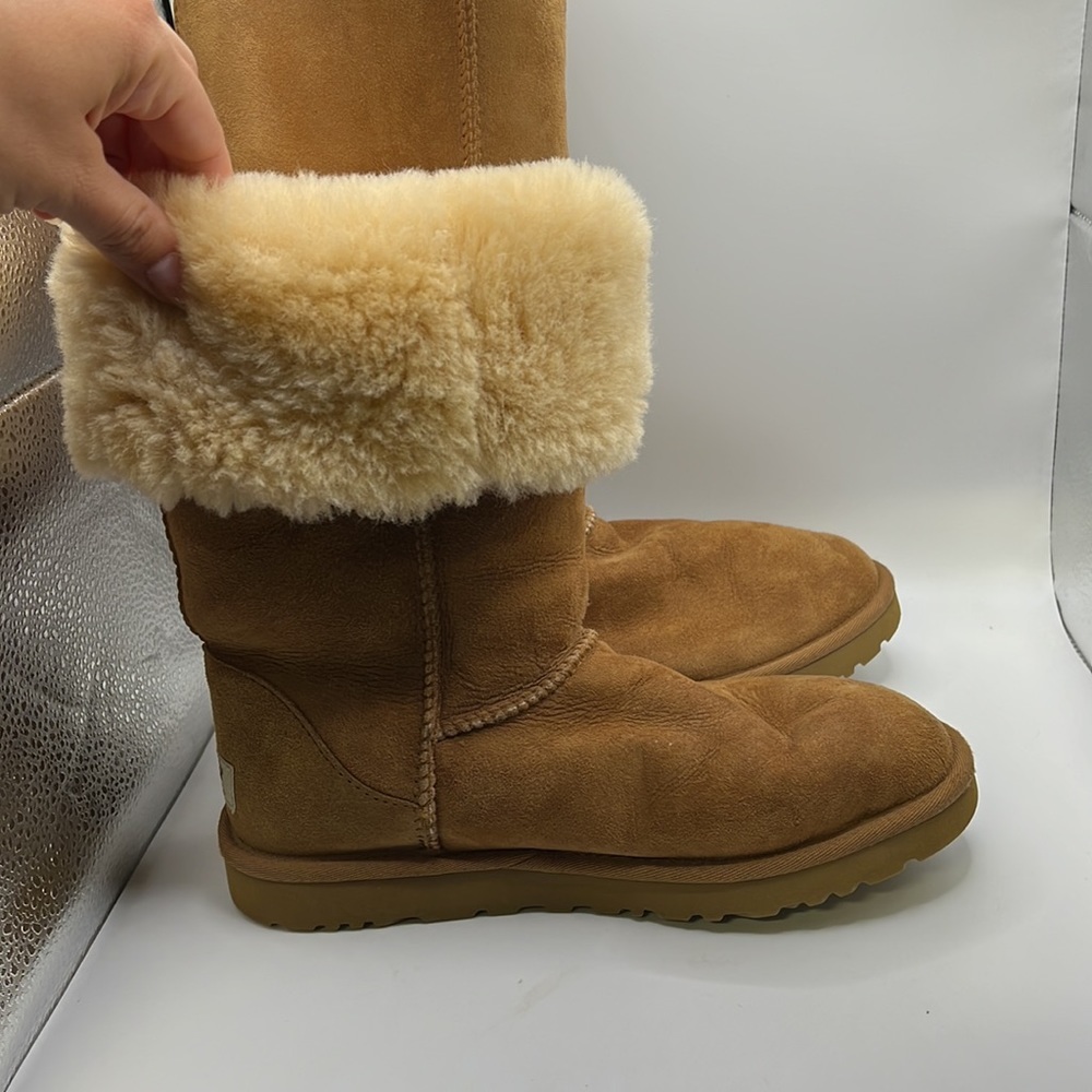 Ugg Tall Winter Boots Brown Leather Sheep Womens Size 7 - Picture 16 of 16